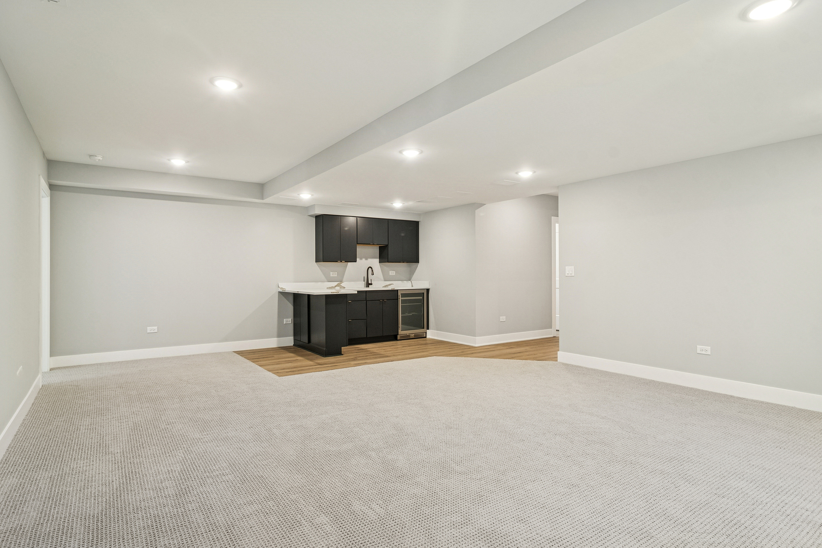 1244 N Chicago Avenue