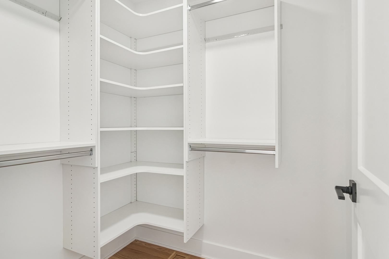 1244 N Chicago Avenue