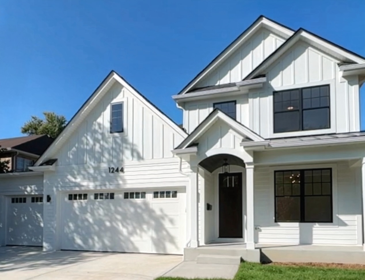 1244 N Chicago Avenue