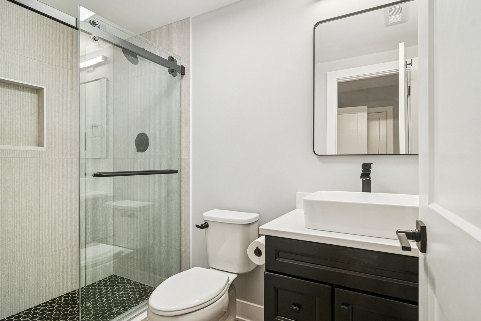 1244 N Chicago Avenue