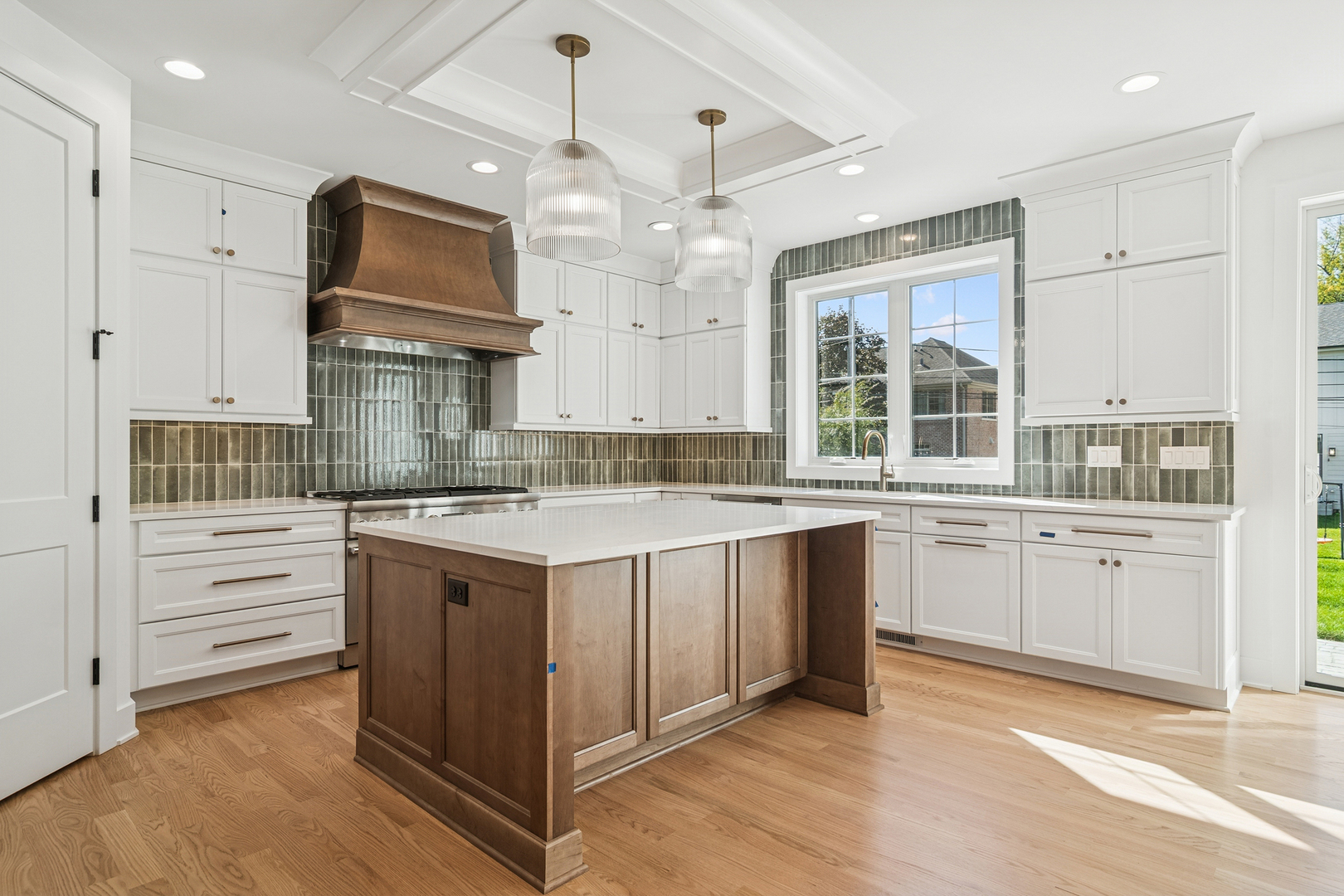 1244 N Chicago Avenue