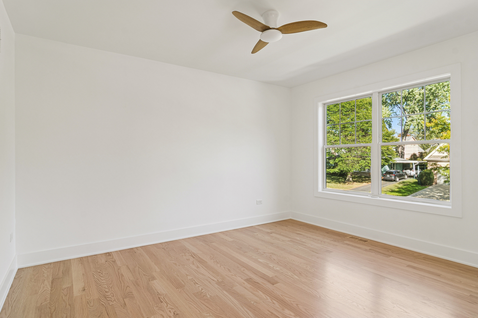 1244 N Chicago Avenue