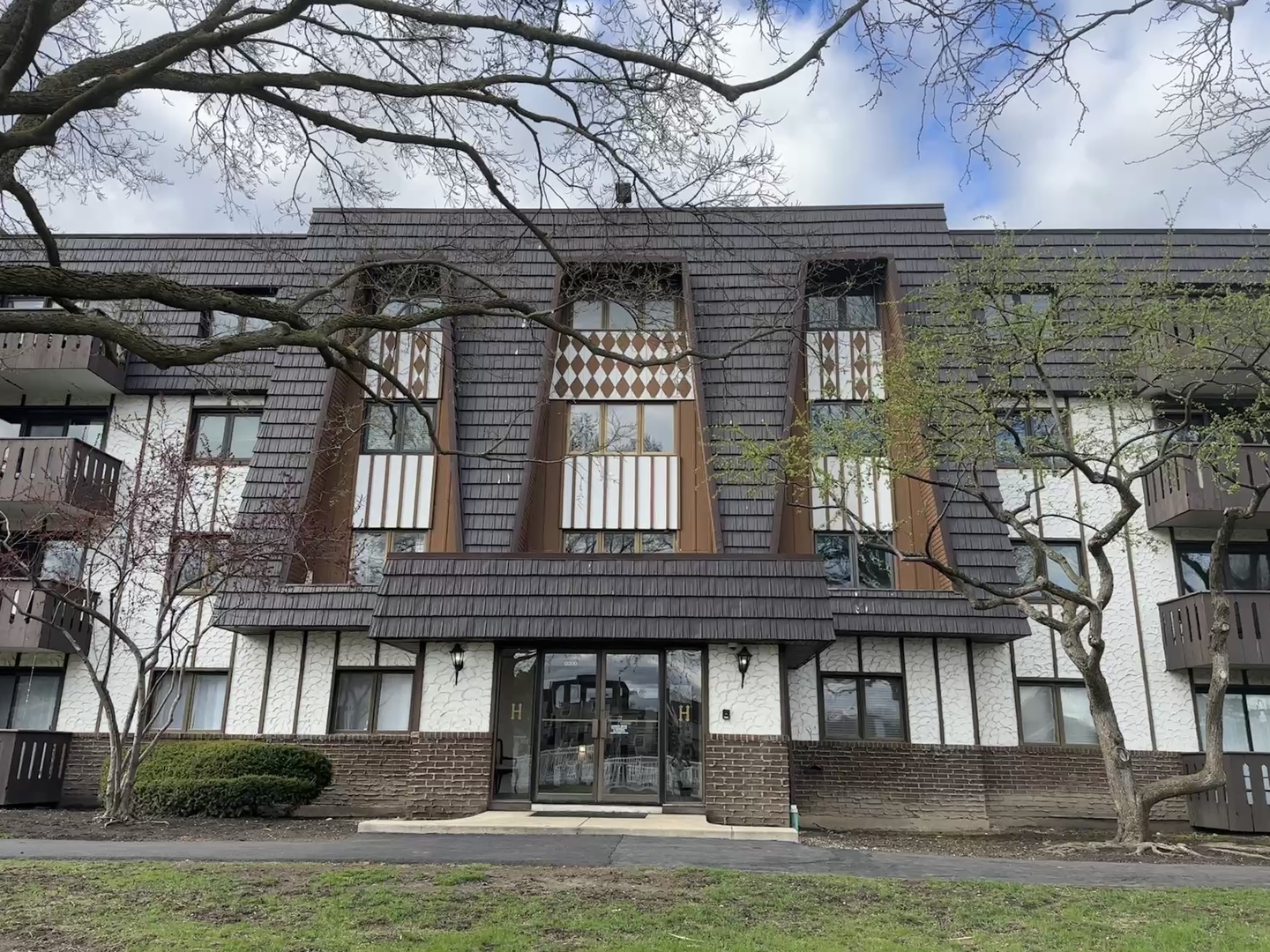 13200 W HEIDEN Circle Unit: 2201
