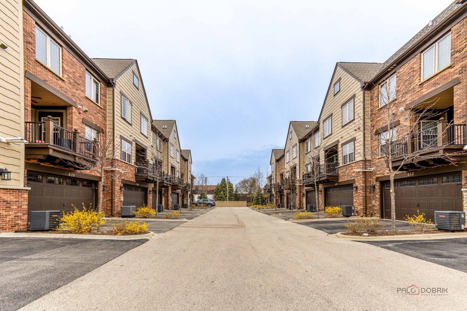 626 Parkside Court