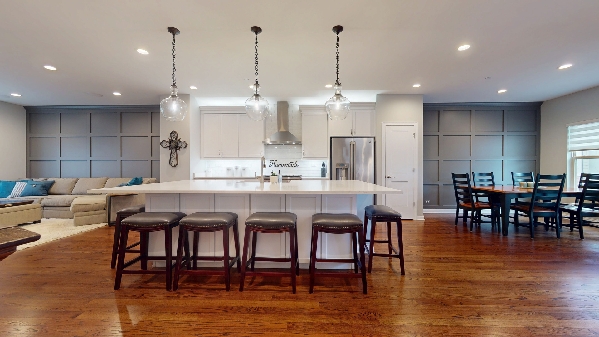 626 Parkside Court