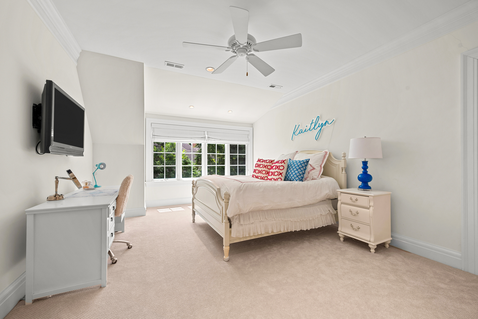 569 Briar Lane