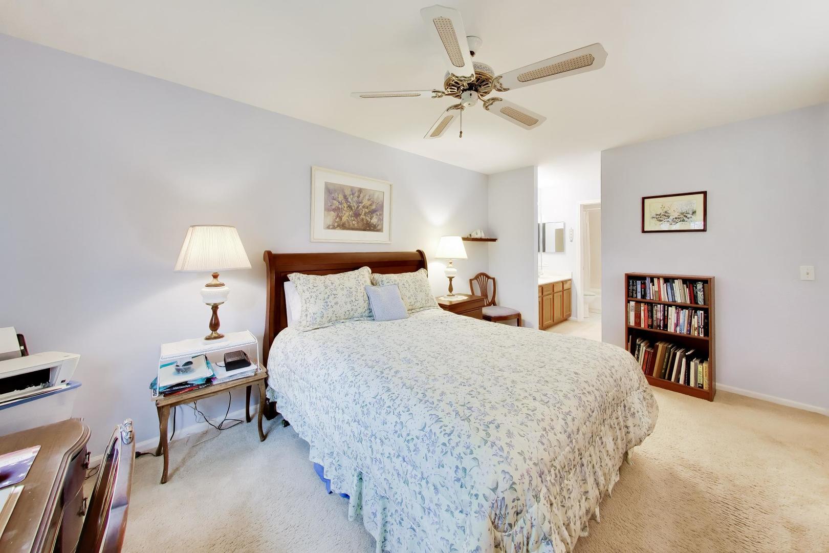 2529 Live Oak Lane