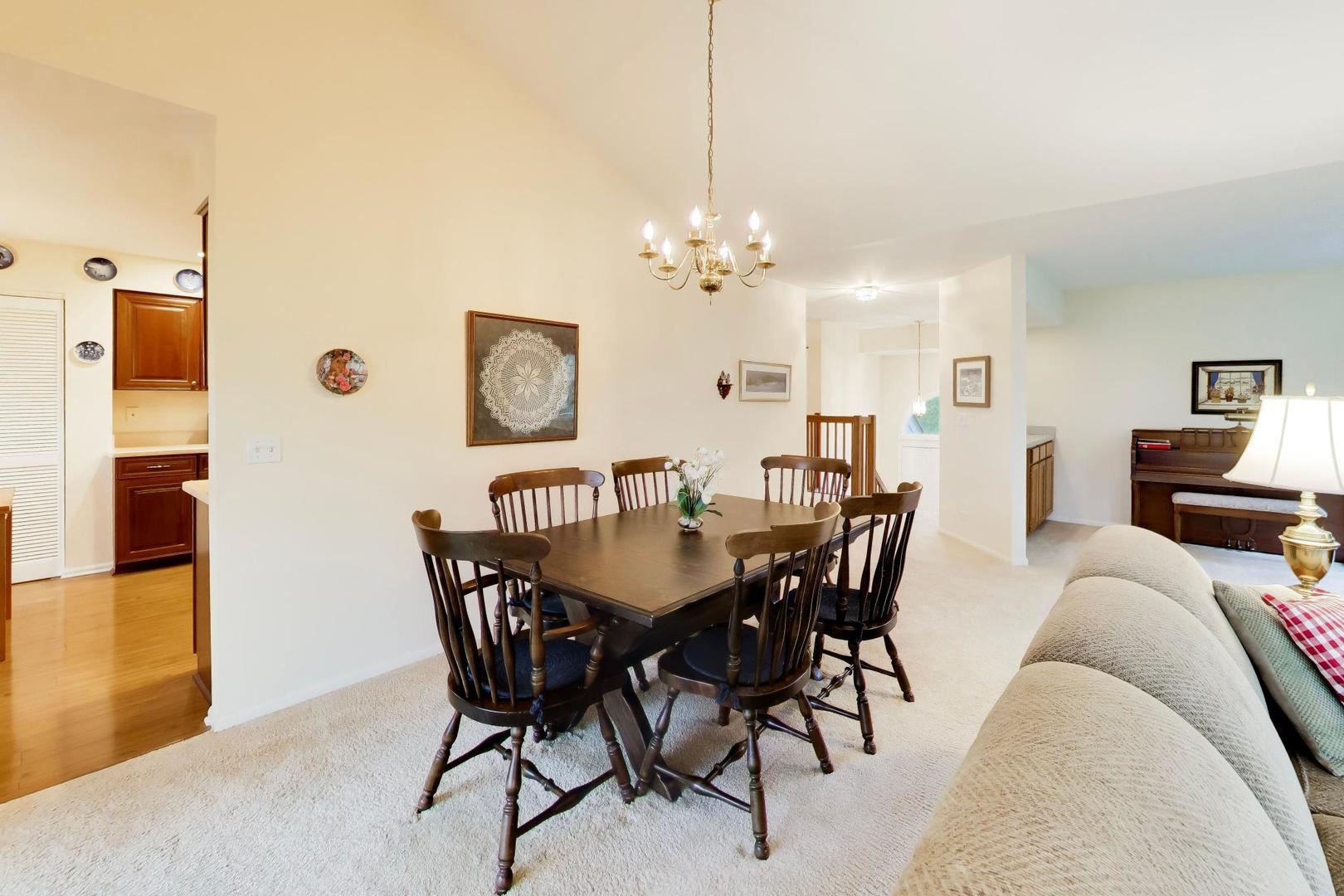 2529 Live Oak Lane