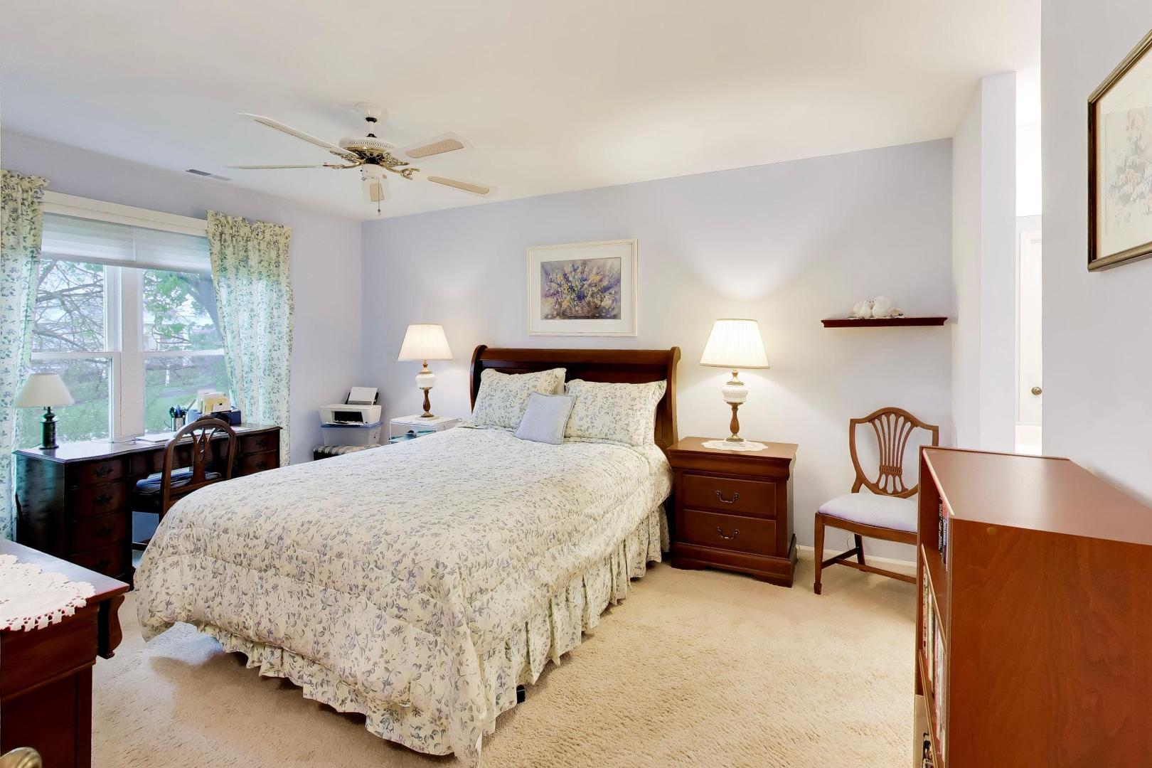 2529 Live Oak Lane