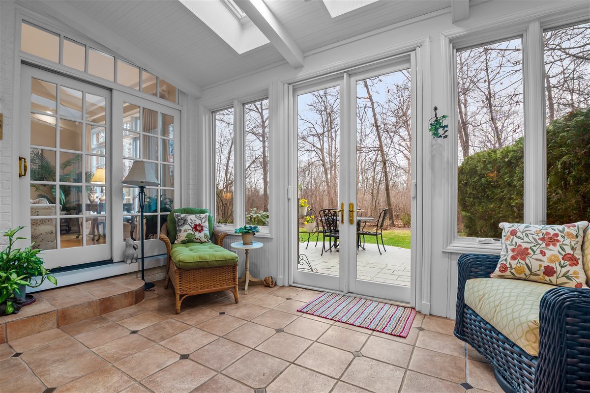 852 Gloucester Crossing