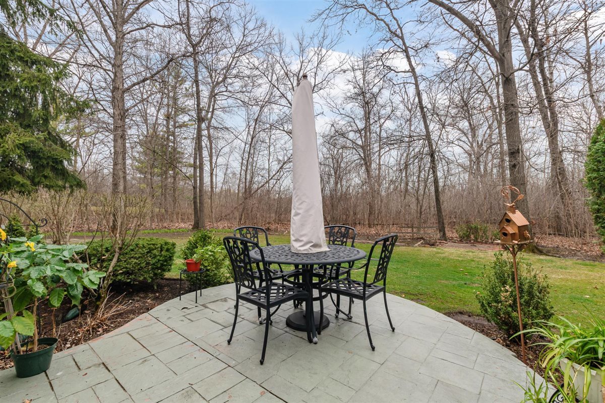 852 Gloucester Crossing