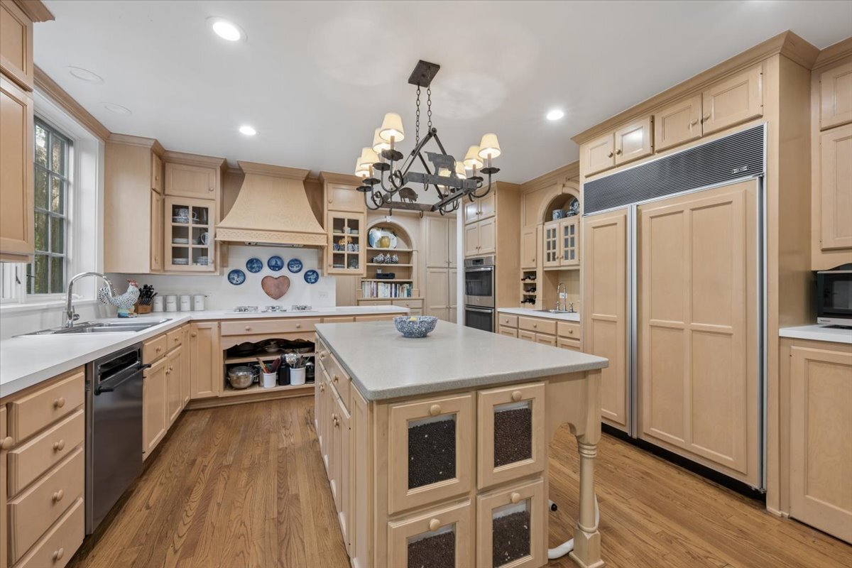 445 Sunset Lane