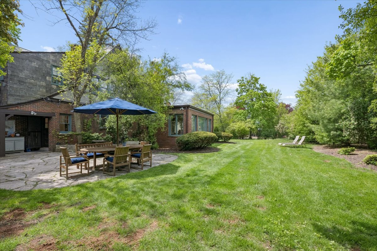 445 Sunset Lane