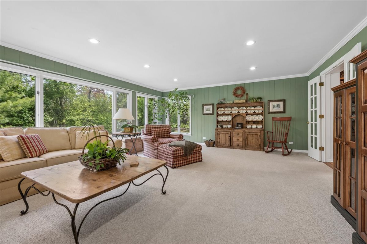 445 Sunset Lane