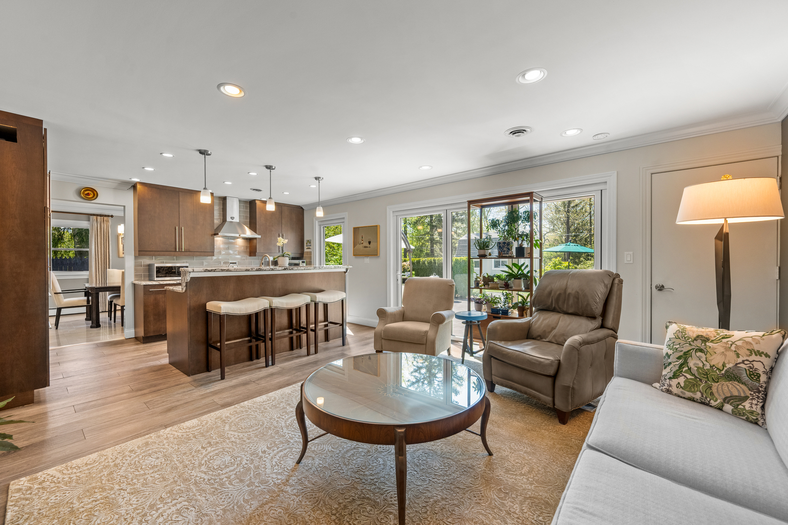 1143 Beverly Place