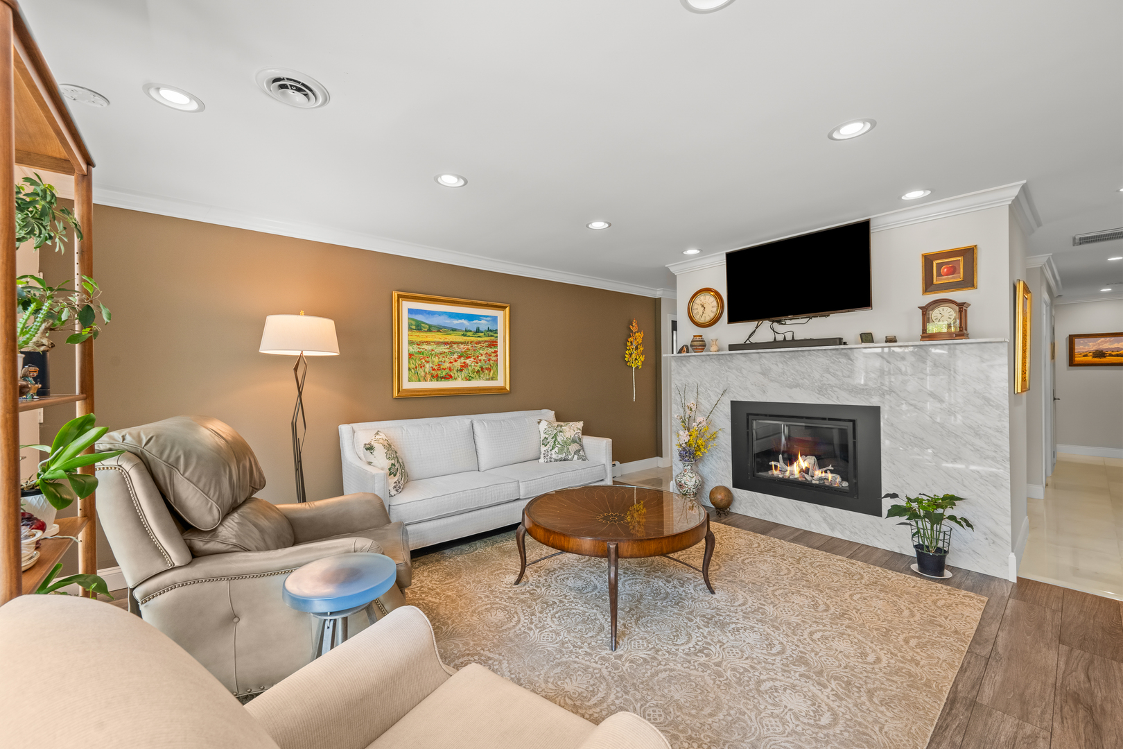 1143 Beverly Place