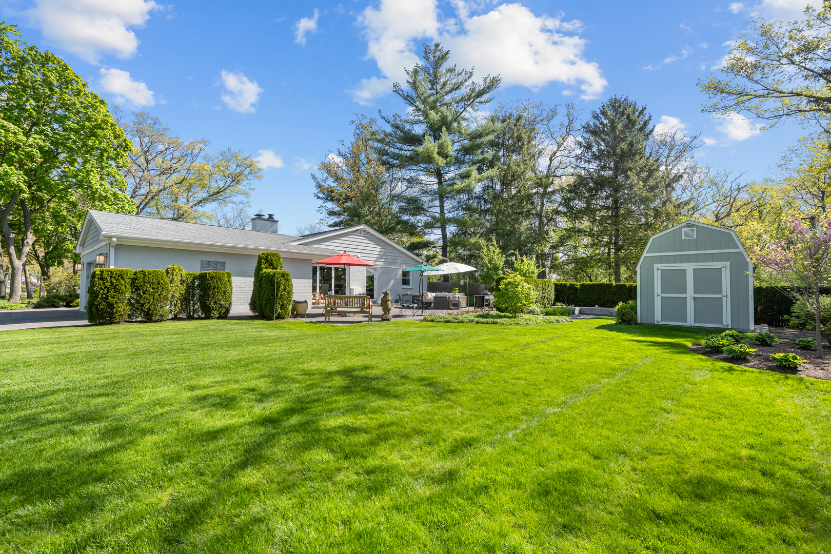 1143 Beverly Place