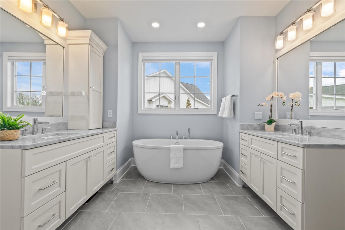 30 S Orchard Circle