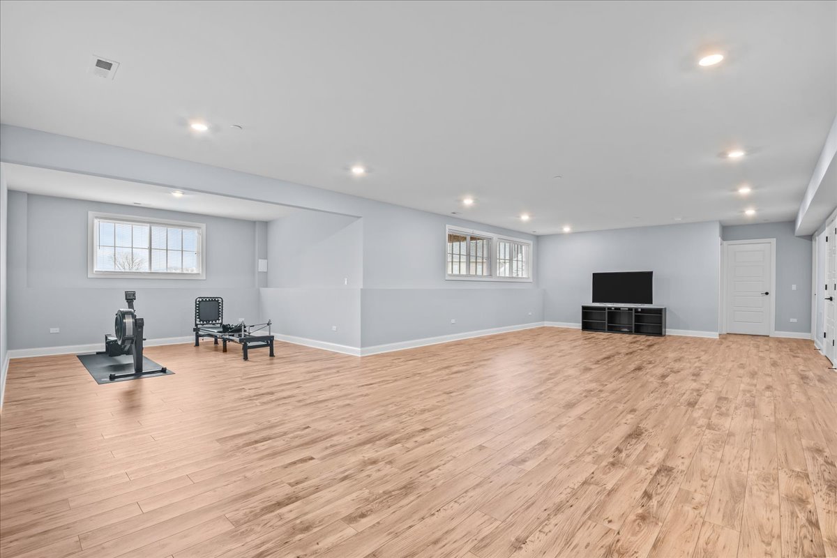 30 S Orchard Circle