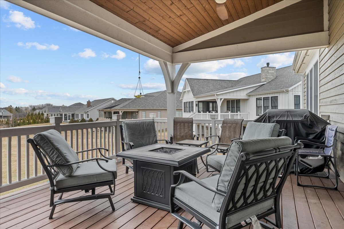 30 S Orchard Circle