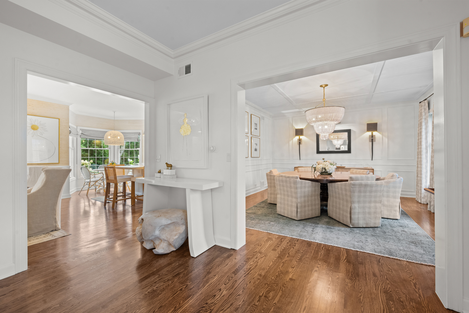 130 W Blackthorn Lane