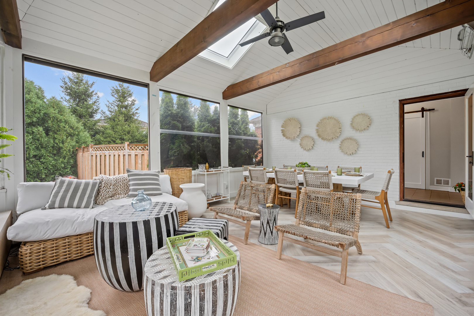 130 W Blackthorn Lane