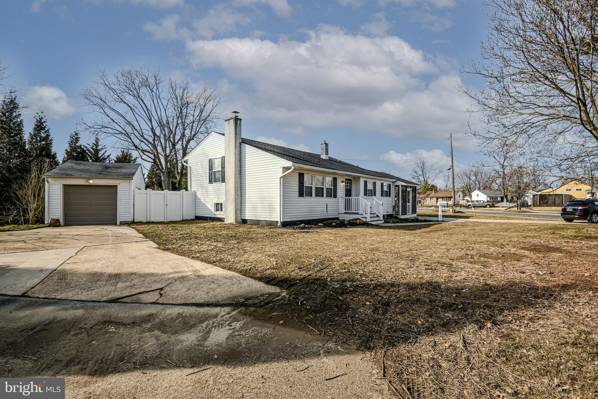 82 Augusta Dr