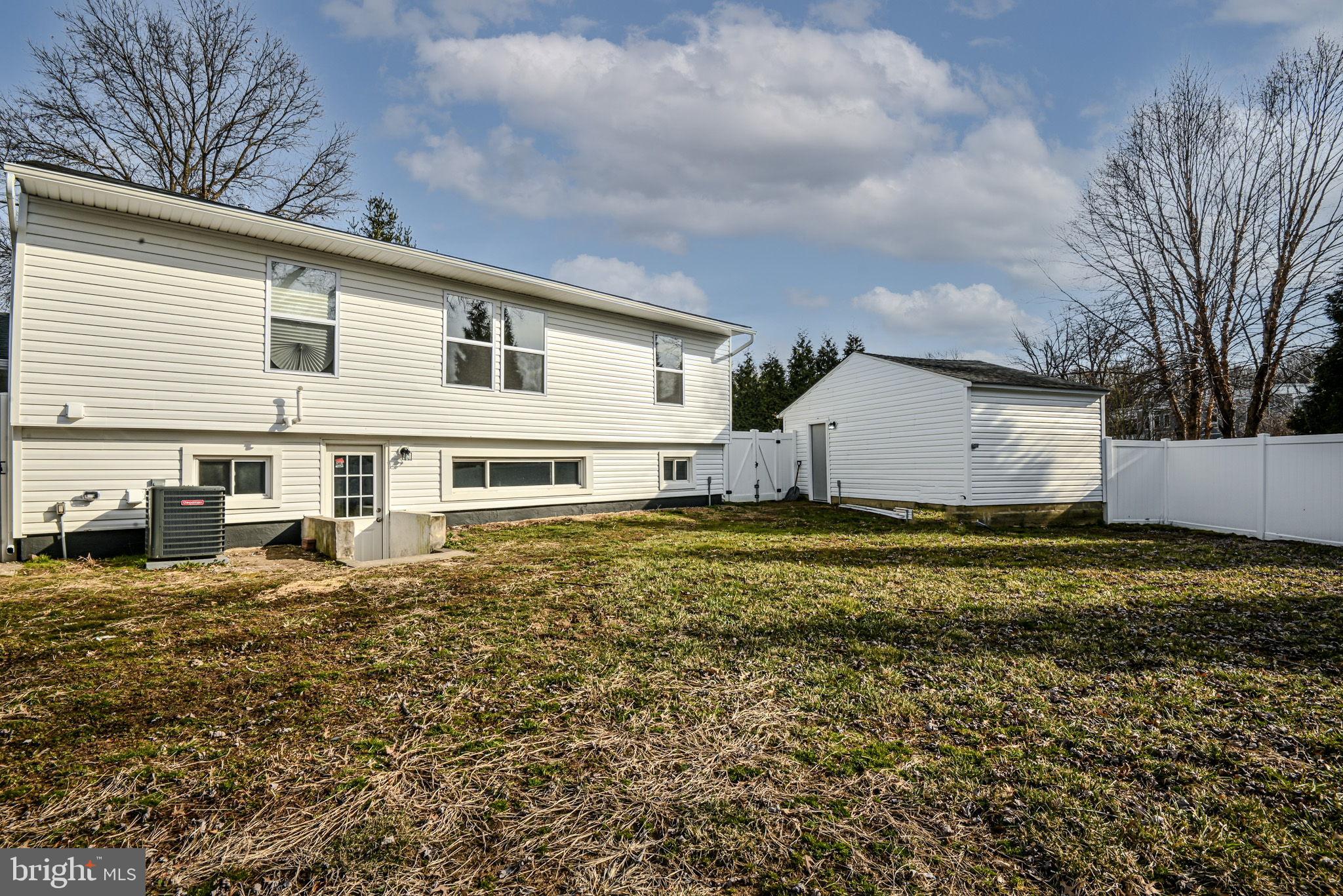 82 Augusta Dr