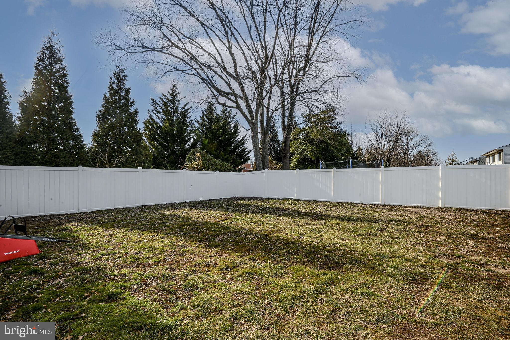 82 Augusta Dr