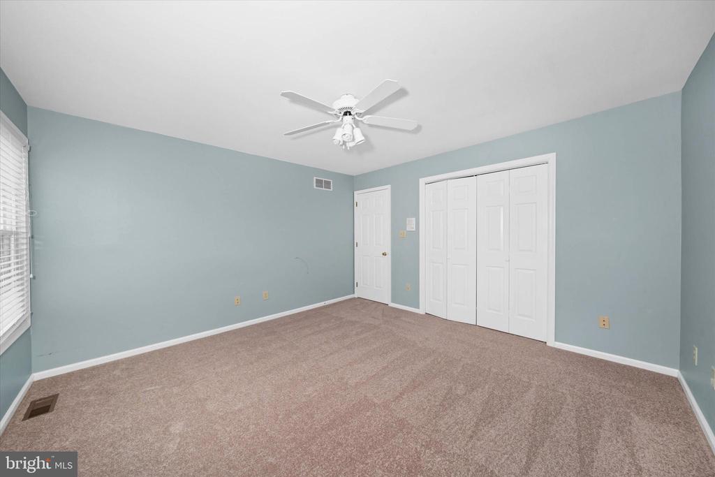 315 Nicola Ln