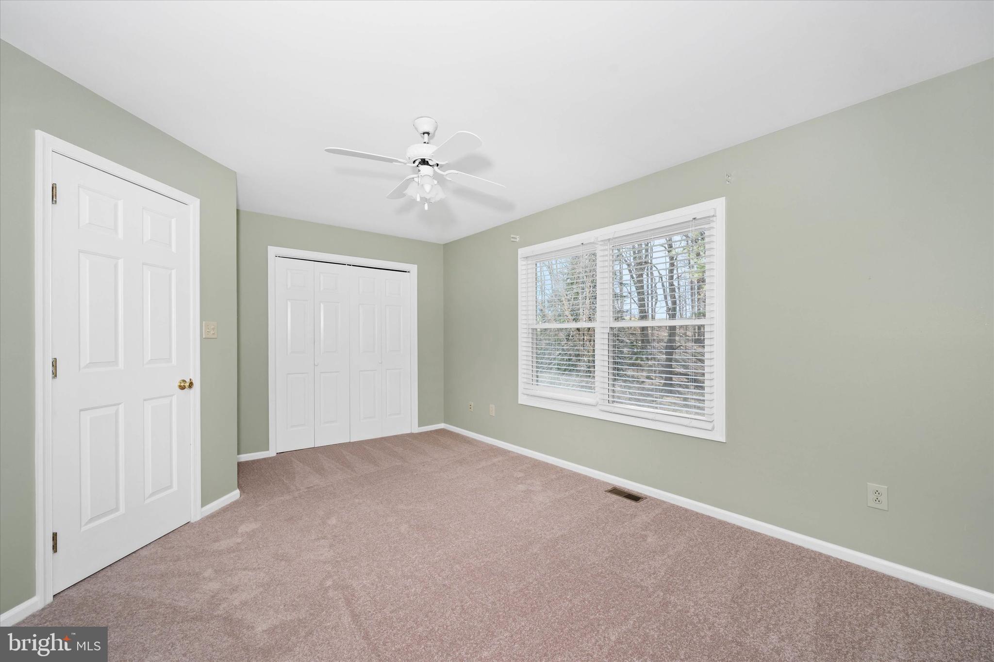 315 Nicola Ln