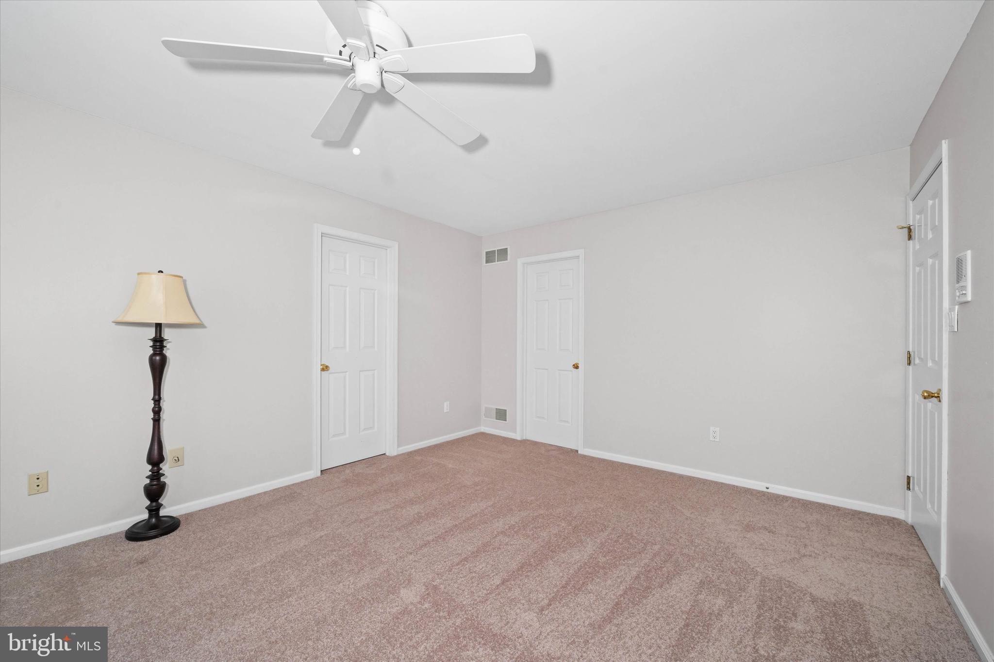 315 Nicola Ln