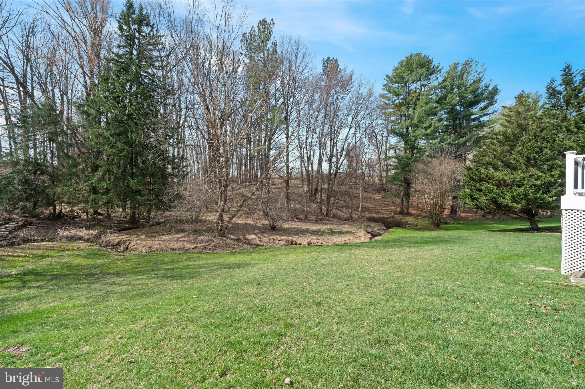 315 Nicola Ln