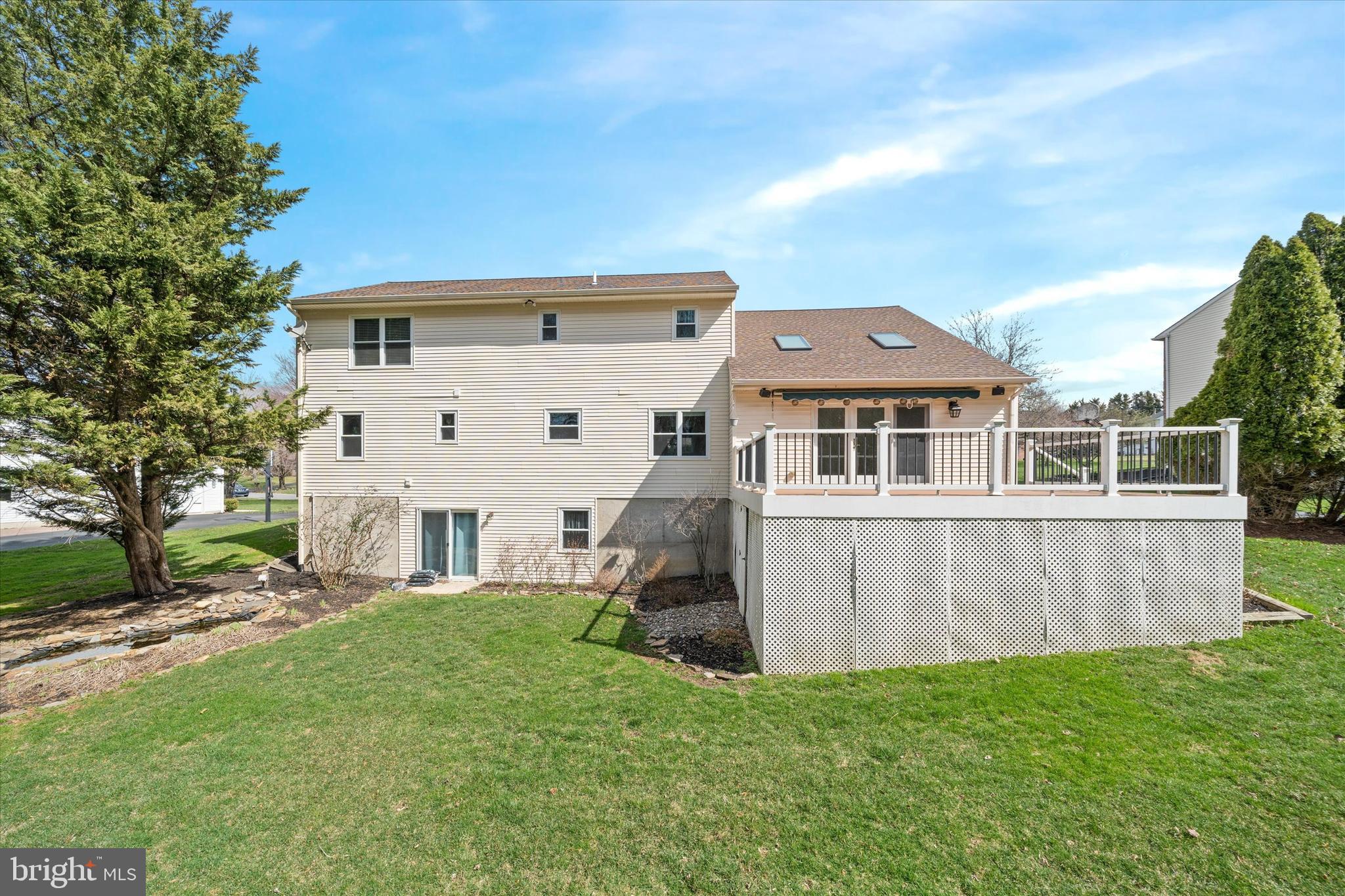 315 Nicola Ln