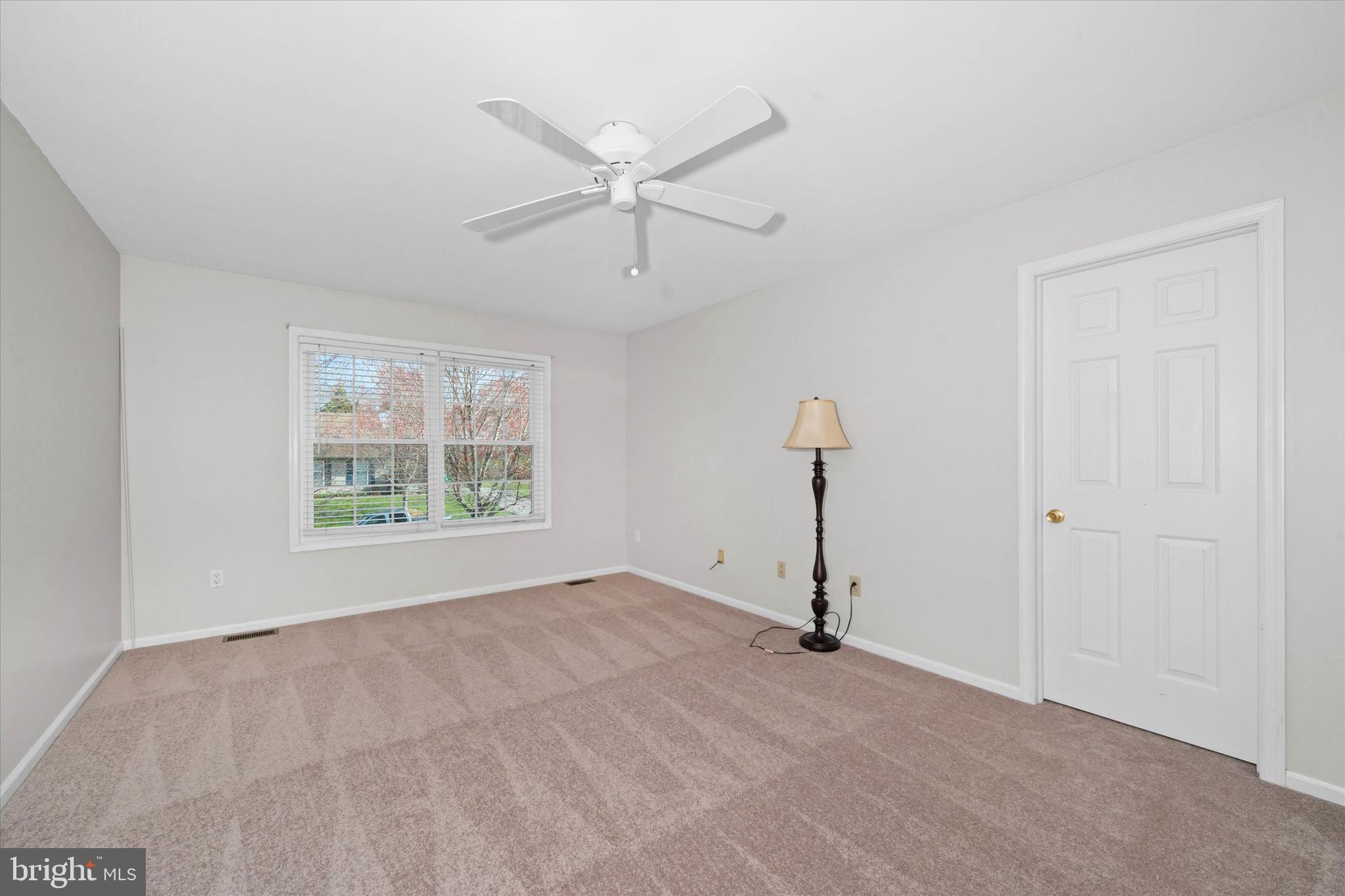 315 Nicola Ln