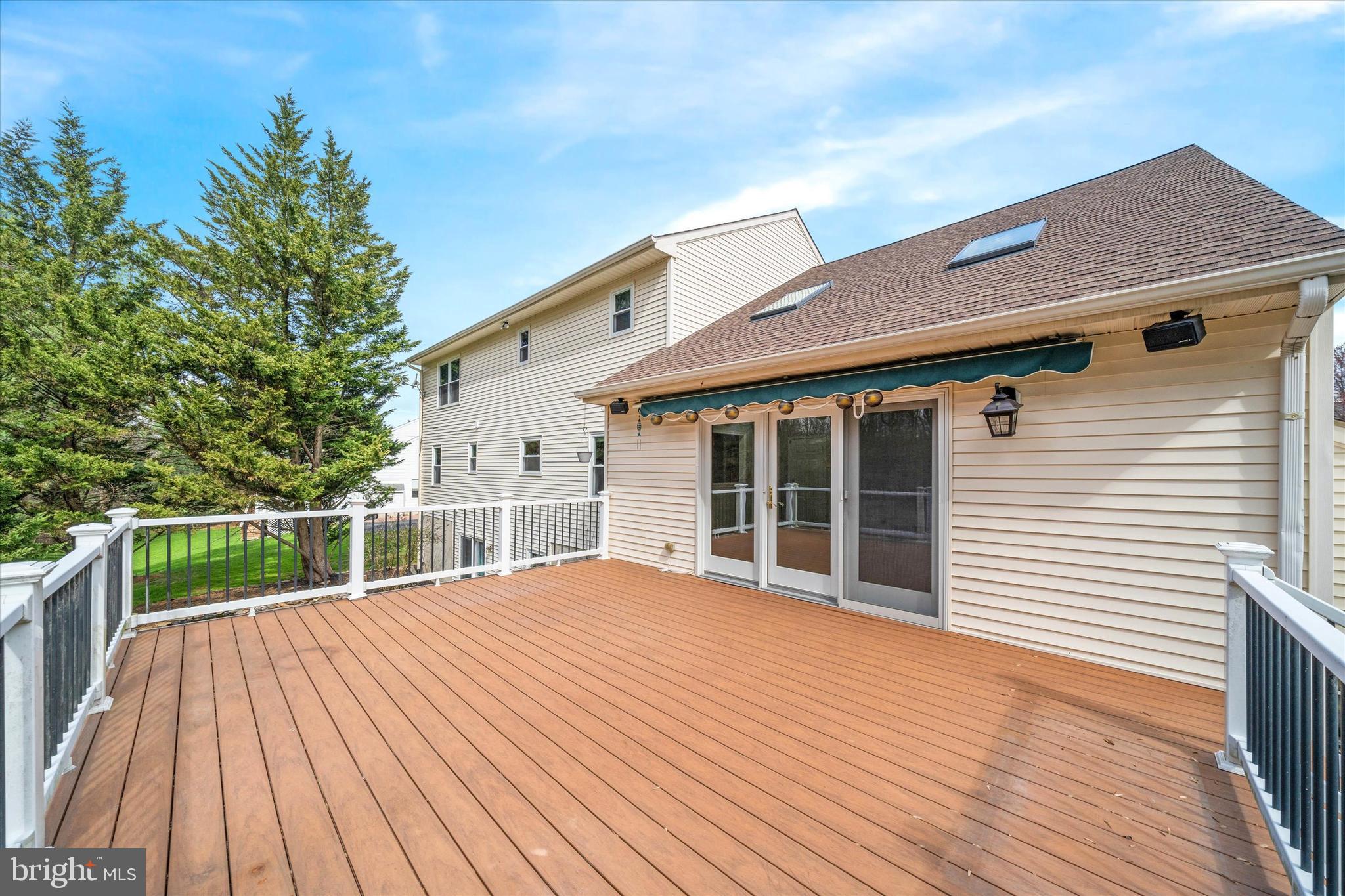 315 Nicola Ln