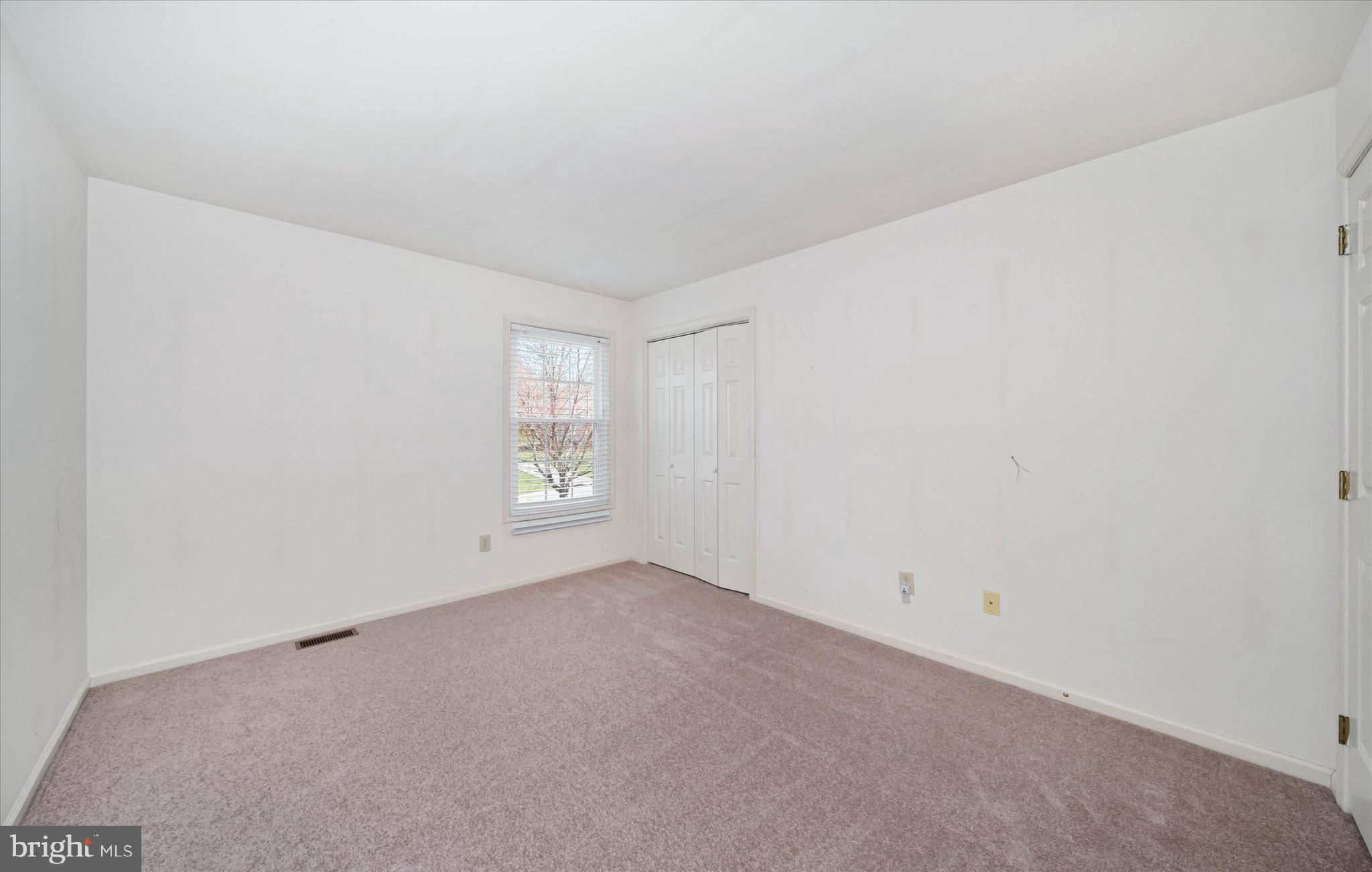 315 Nicola Ln