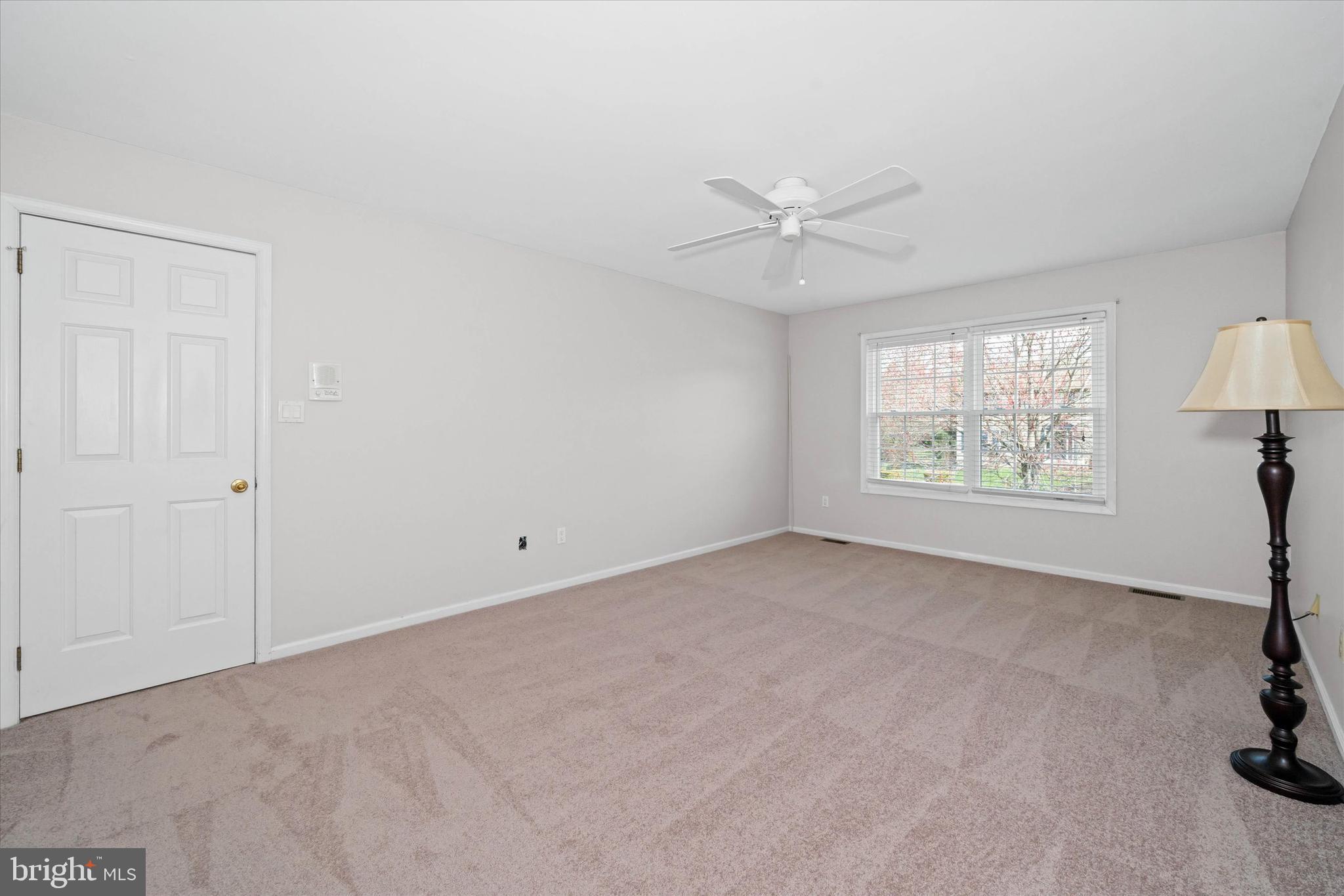 315 Nicola Ln