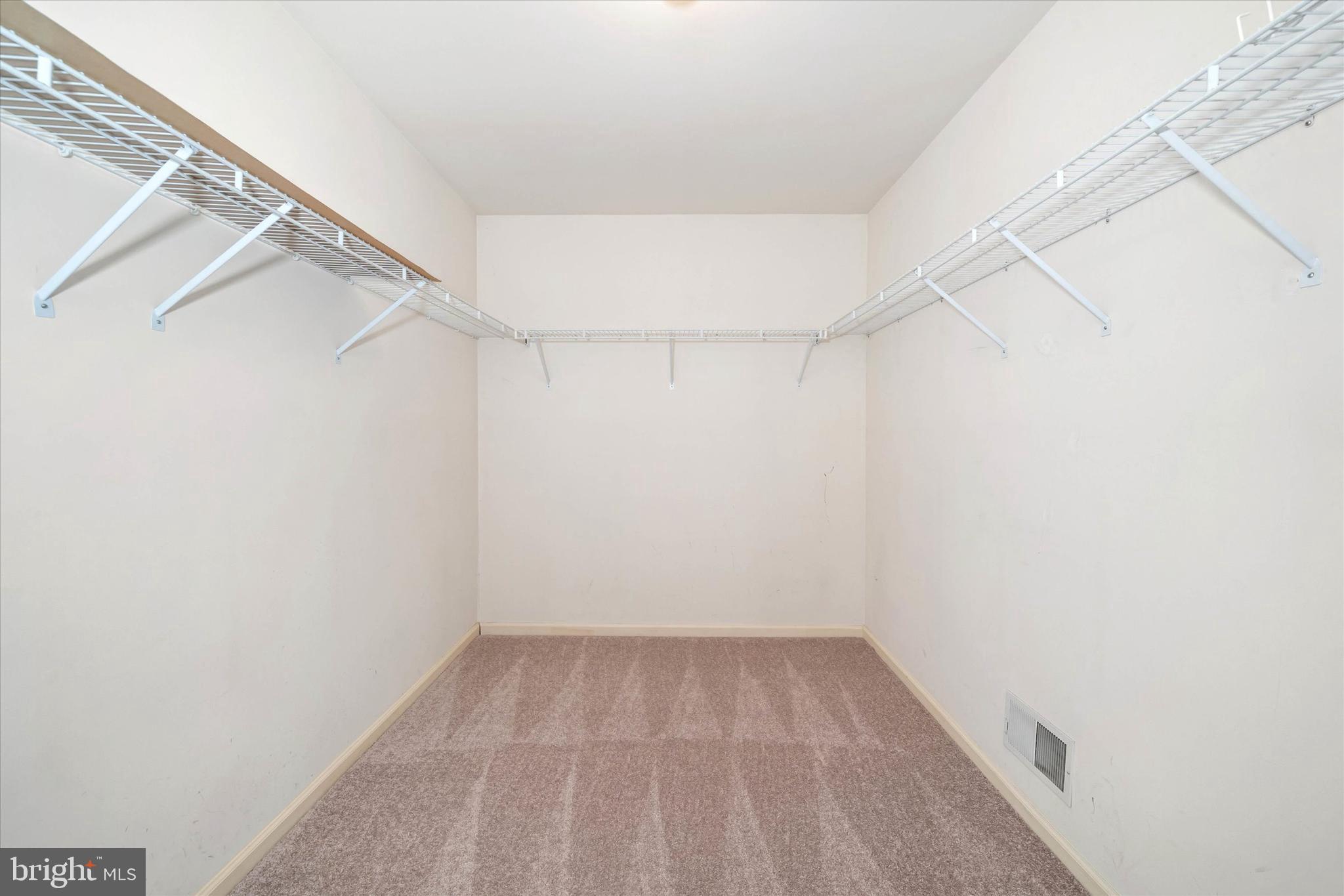 315 Nicola Ln
