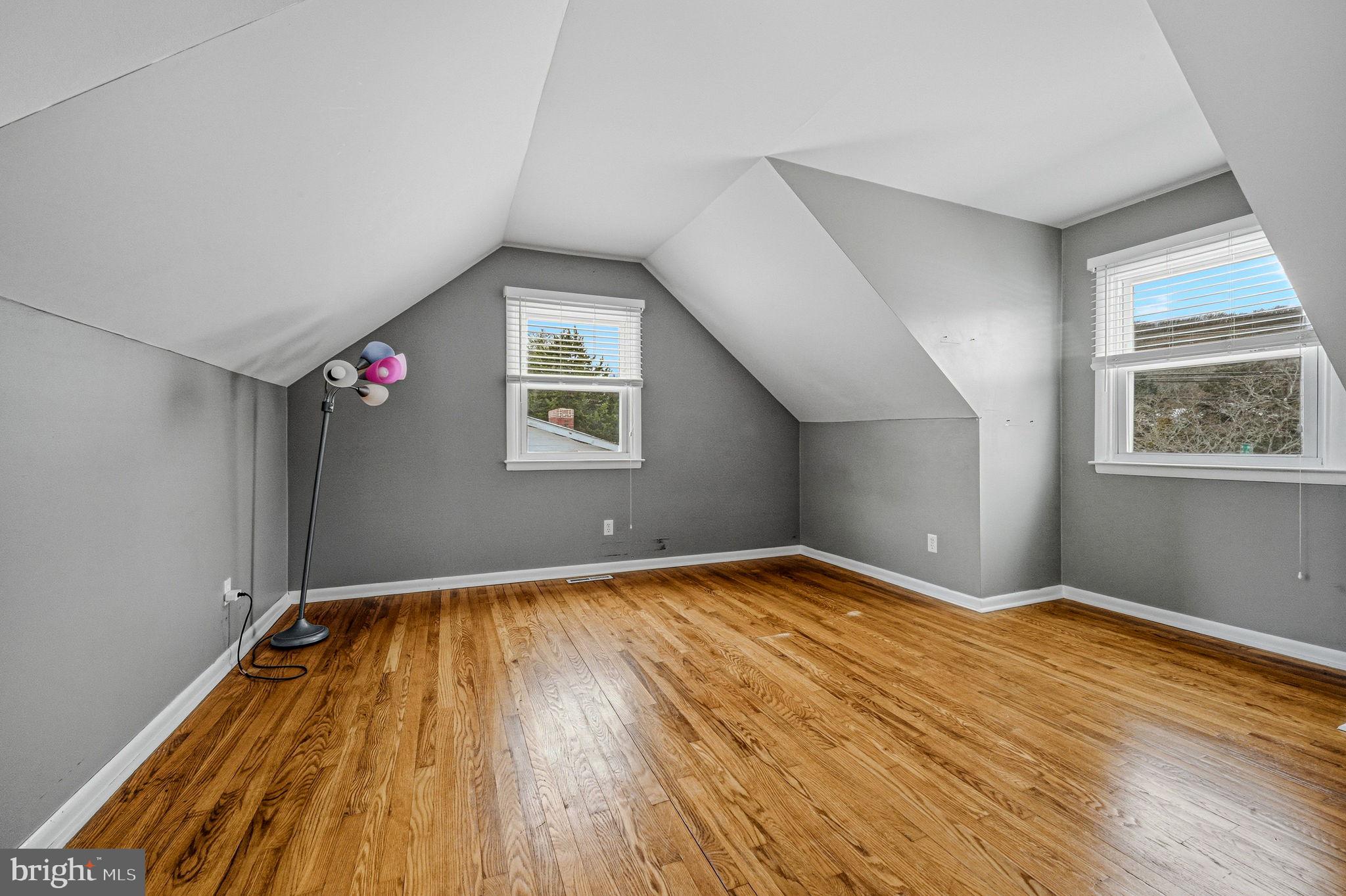 992 OLD BALTIMORE PIKE