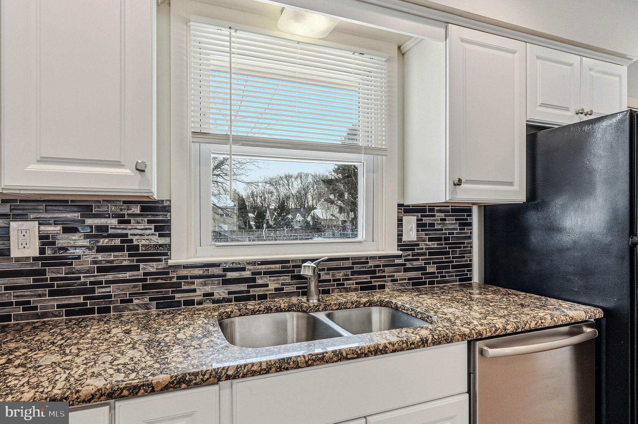 992 OLD BALTIMORE PIKE