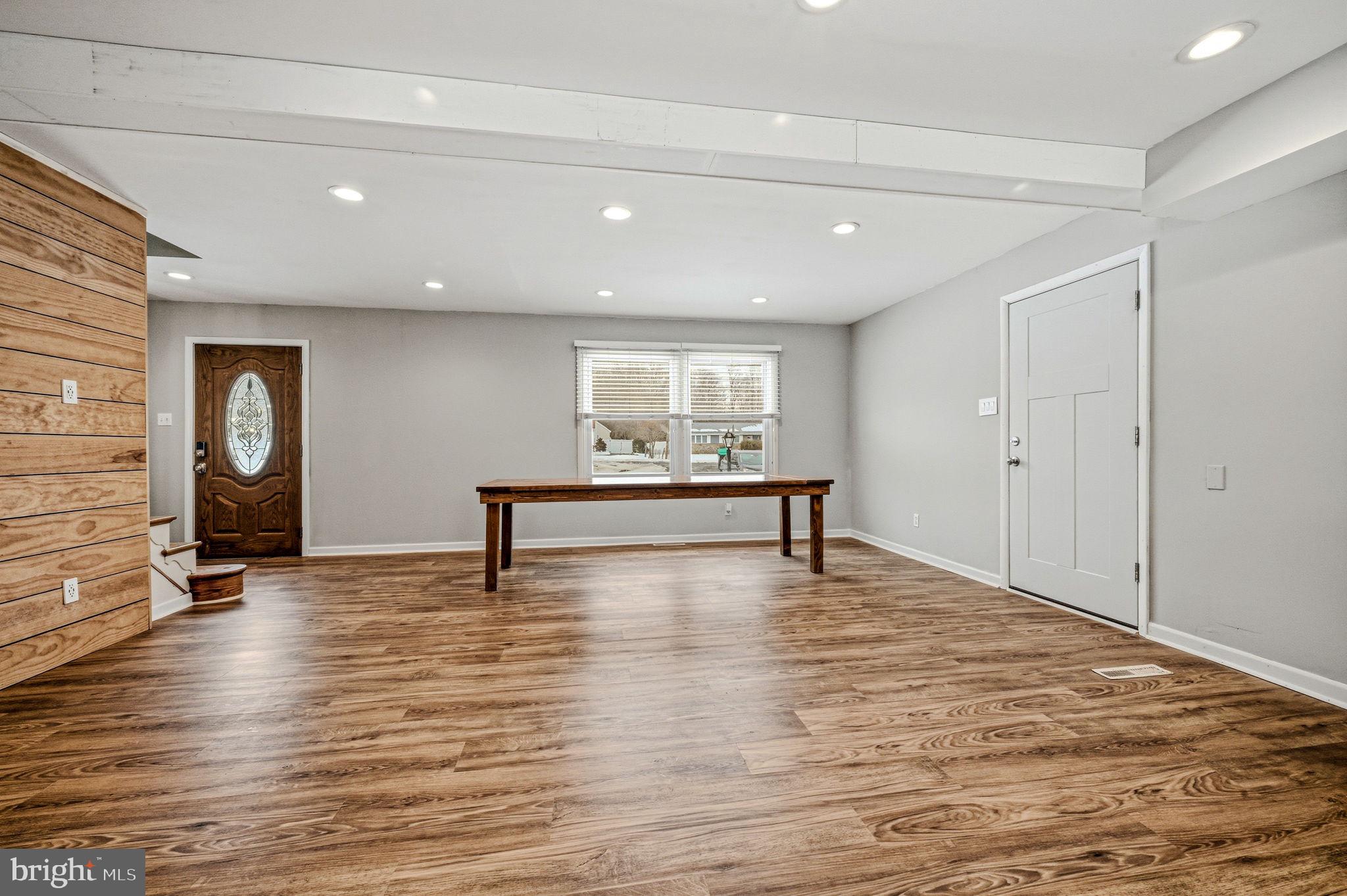 992 OLD BALTIMORE PIKE