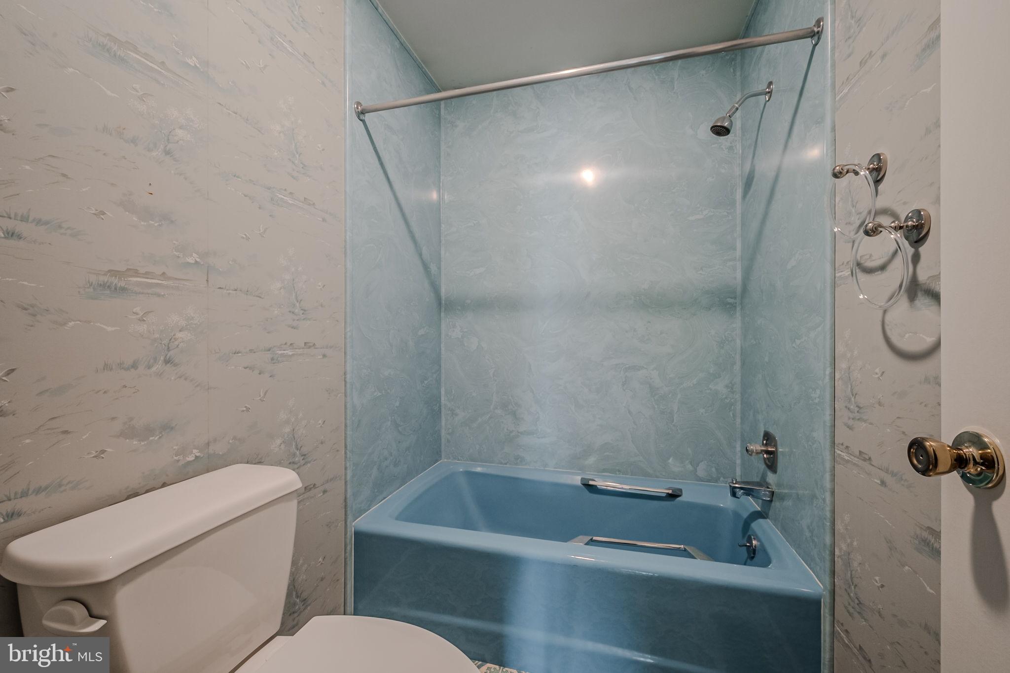 152 Middlecroft Rd