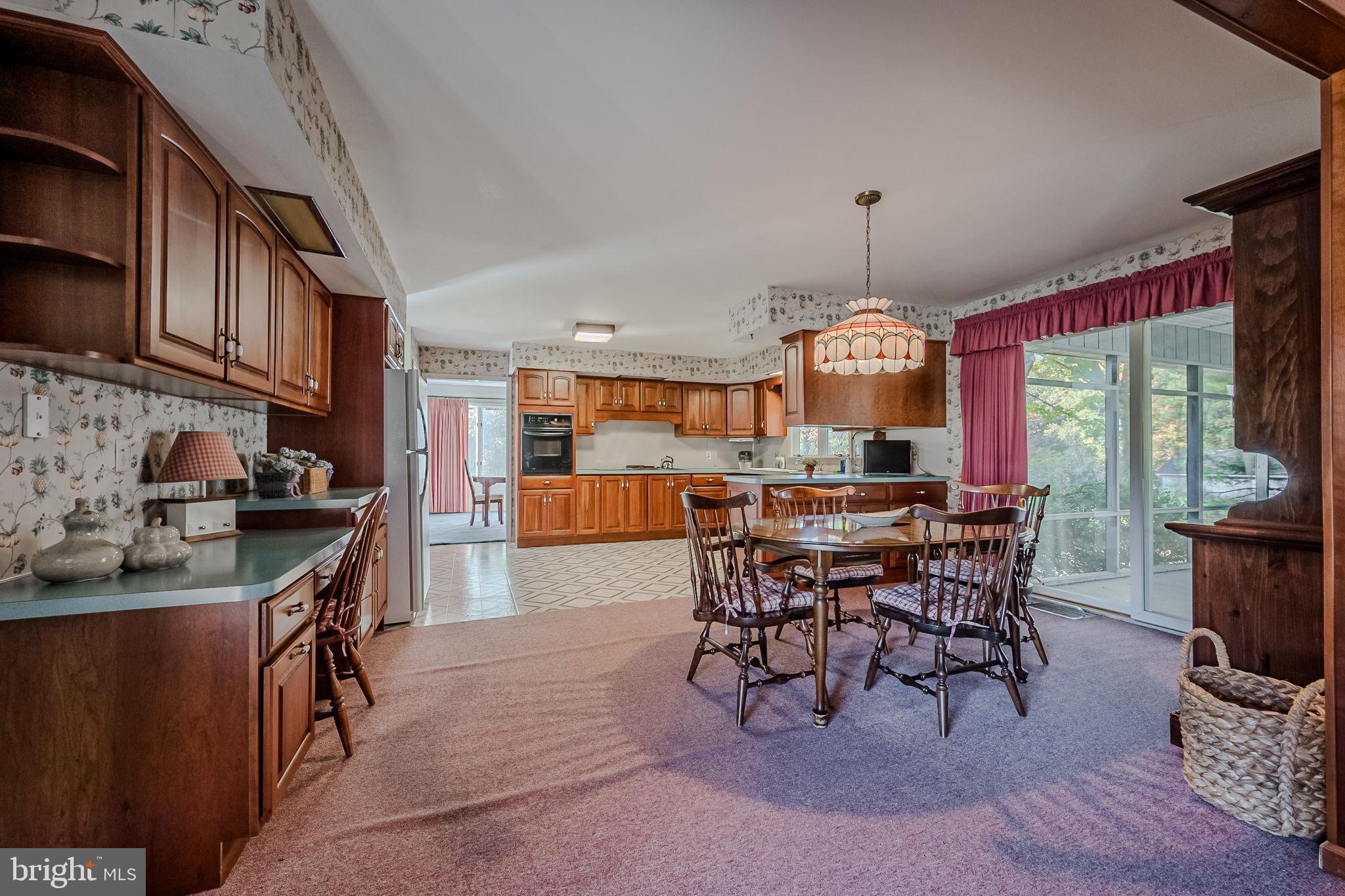 152 Middlecroft Rd