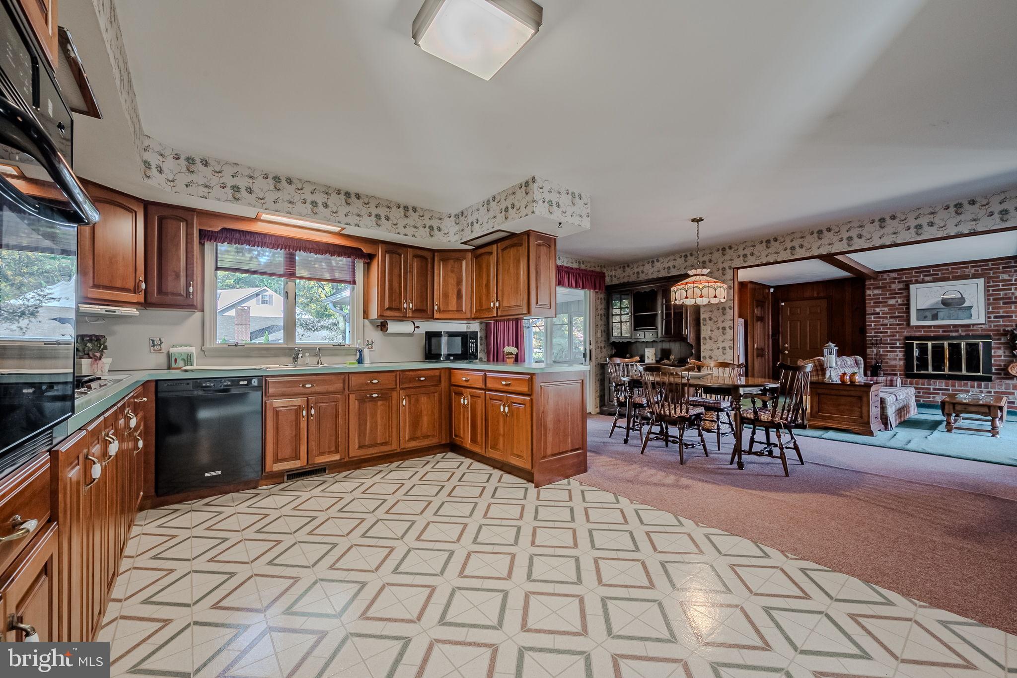 152 Middlecroft Rd