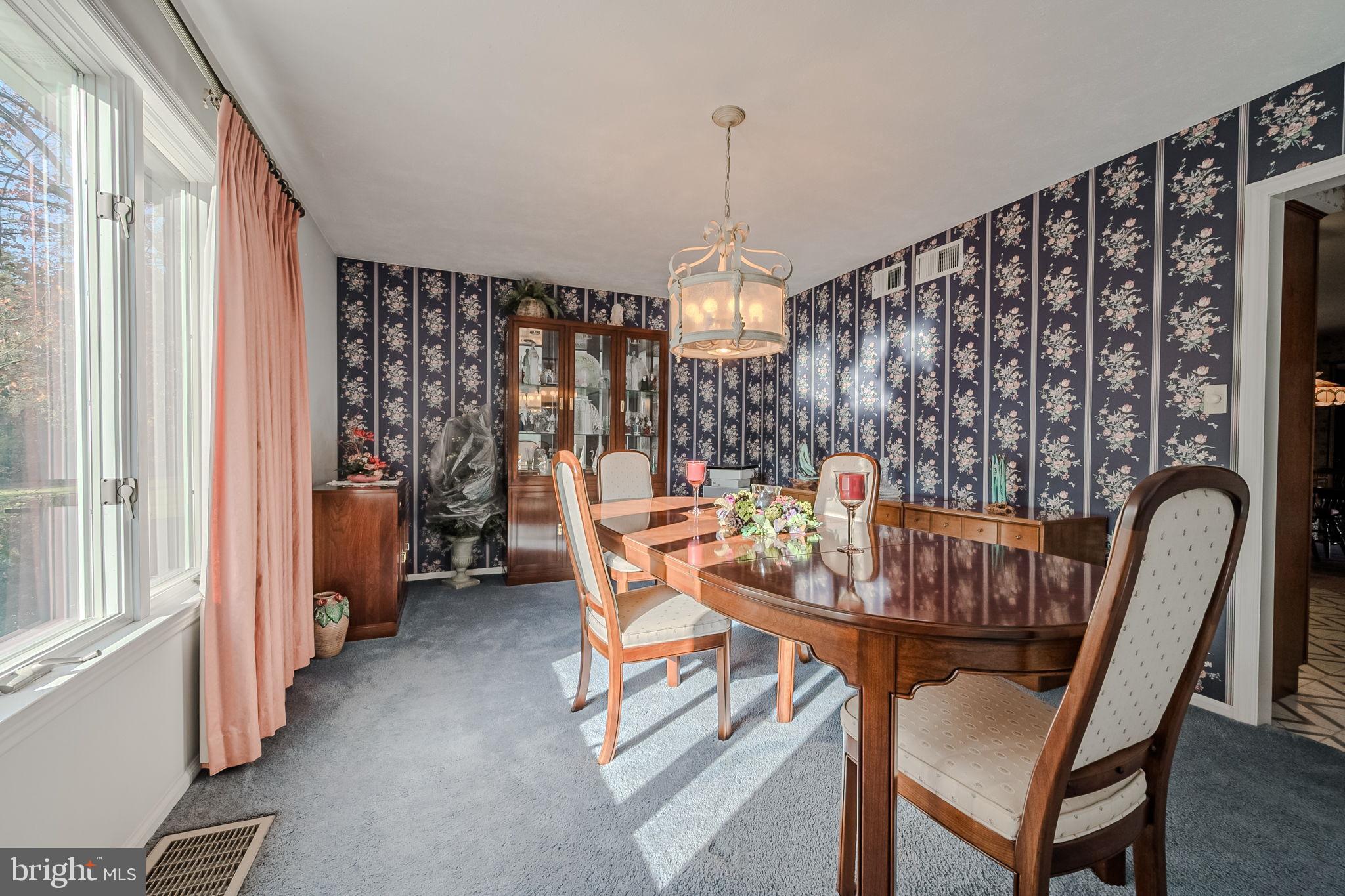 152 Middlecroft Rd