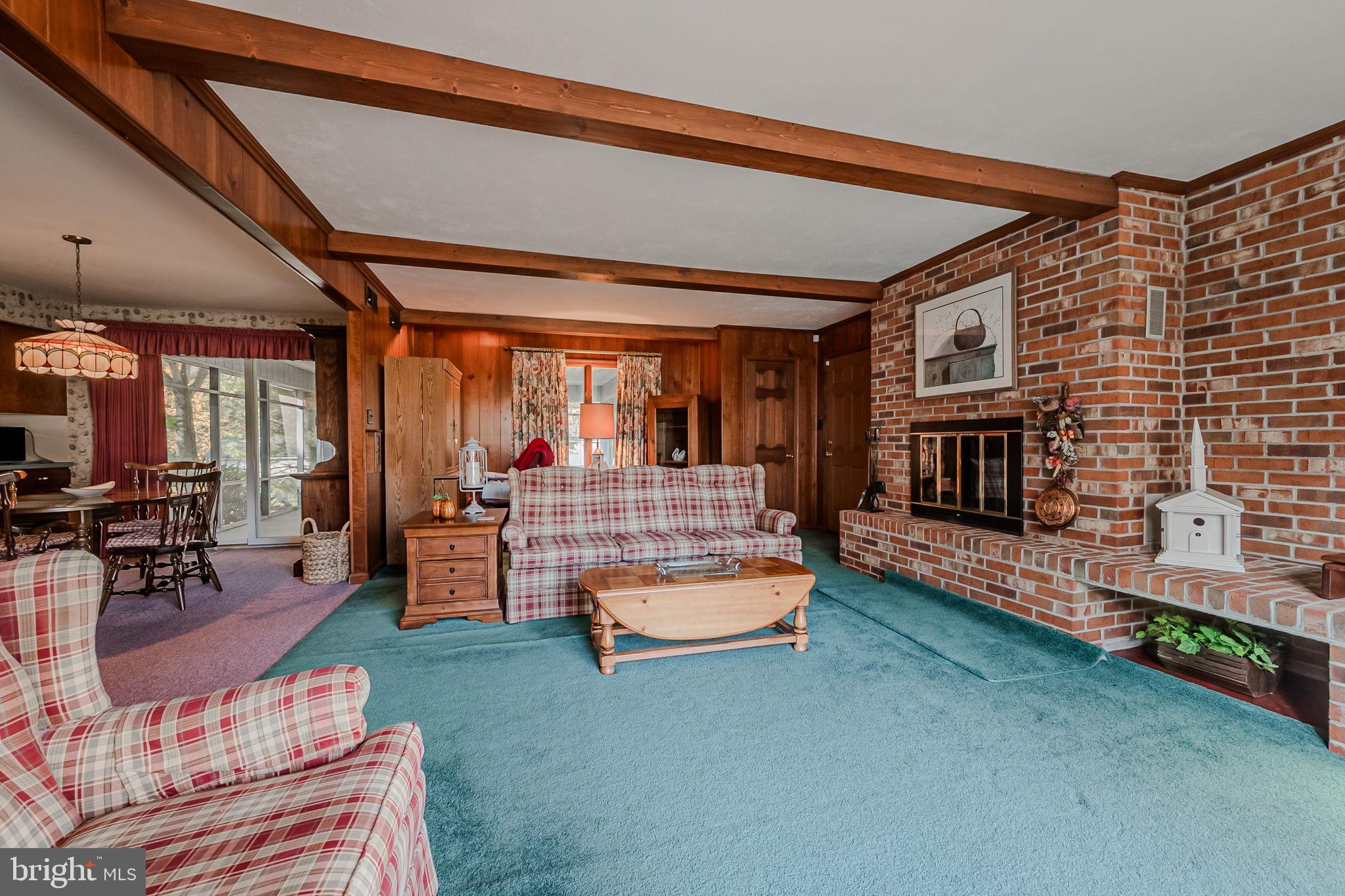 152 Middlecroft Rd