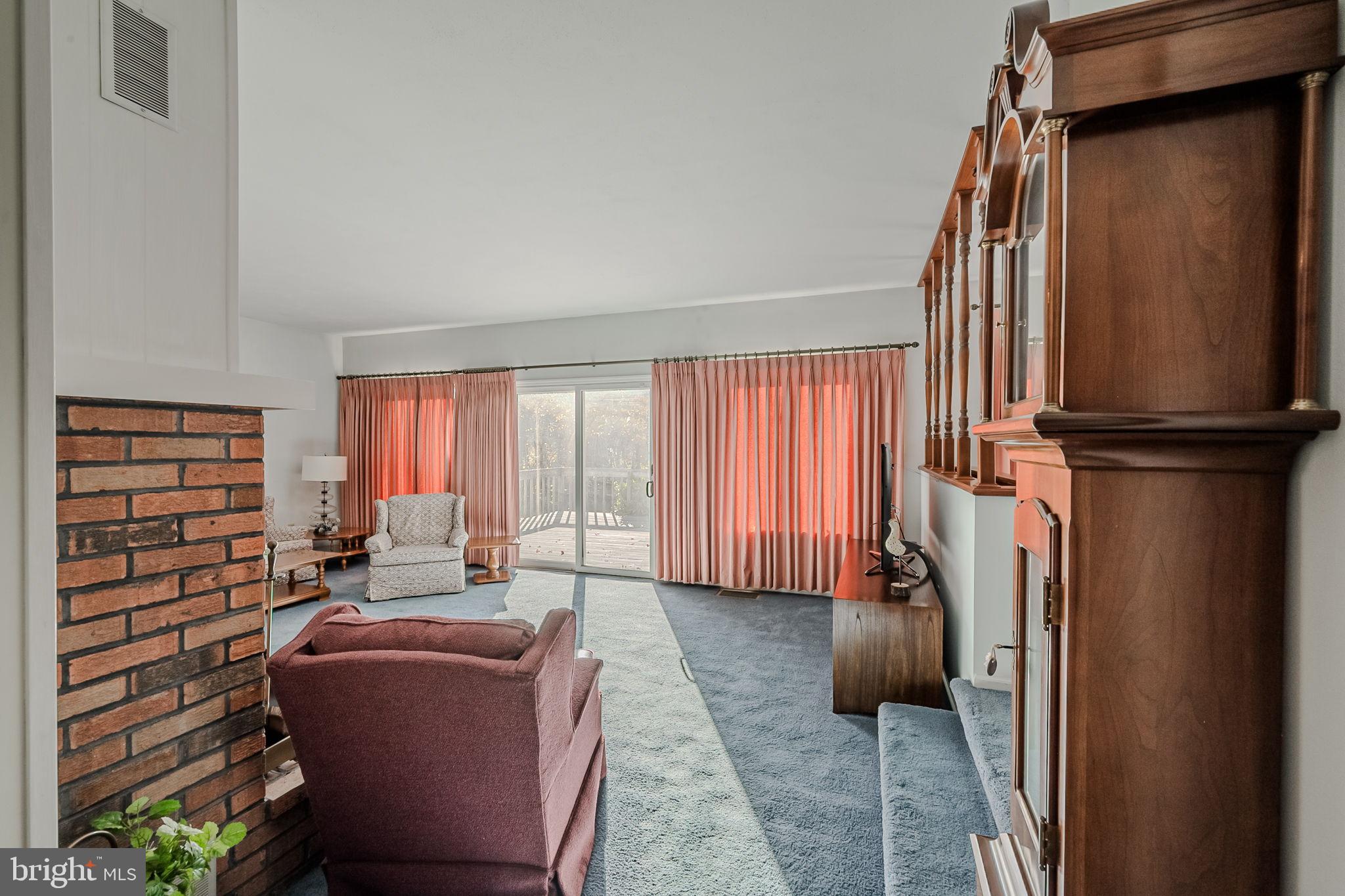 152 Middlecroft Rd