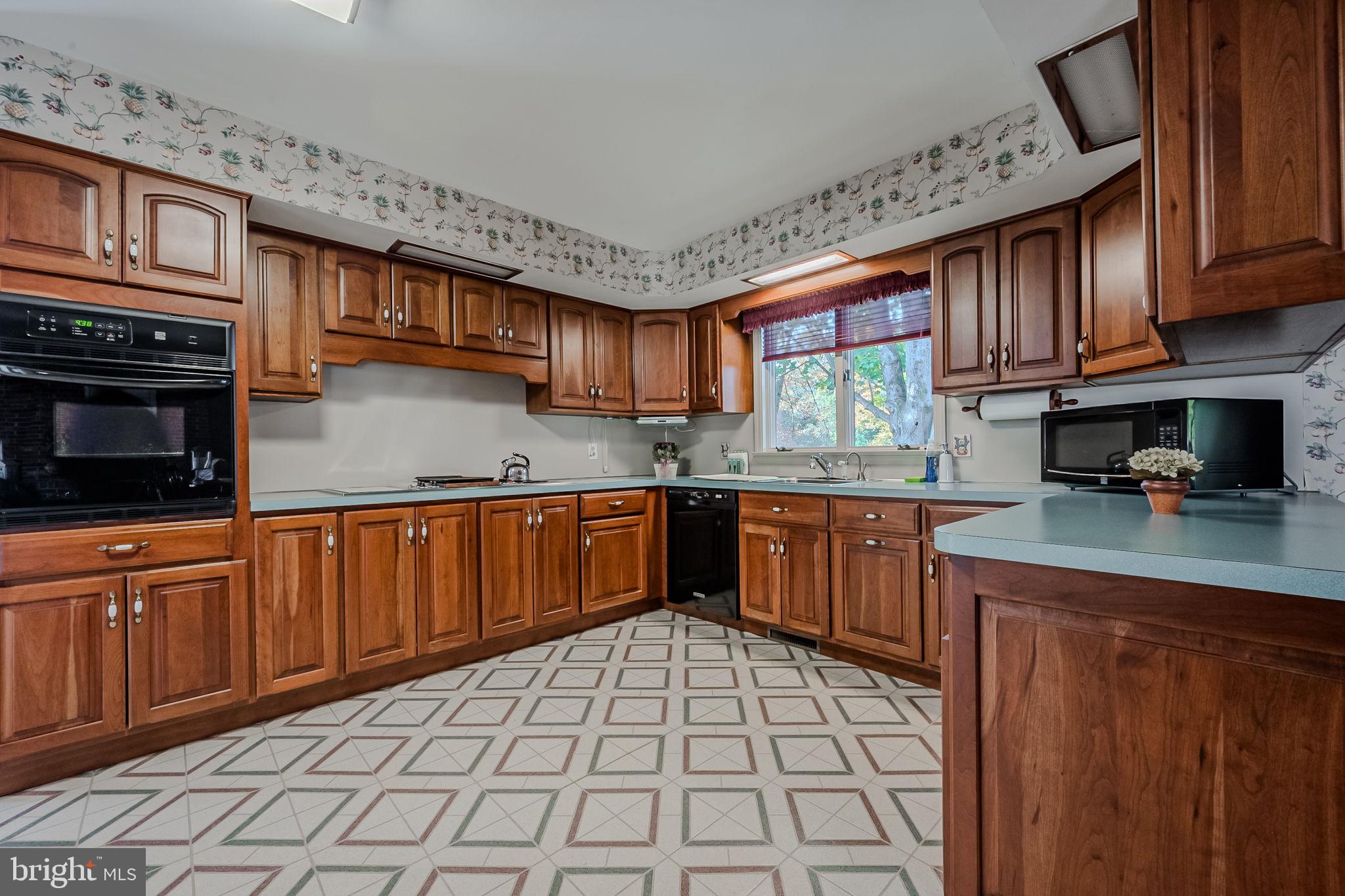 152 Middlecroft Rd