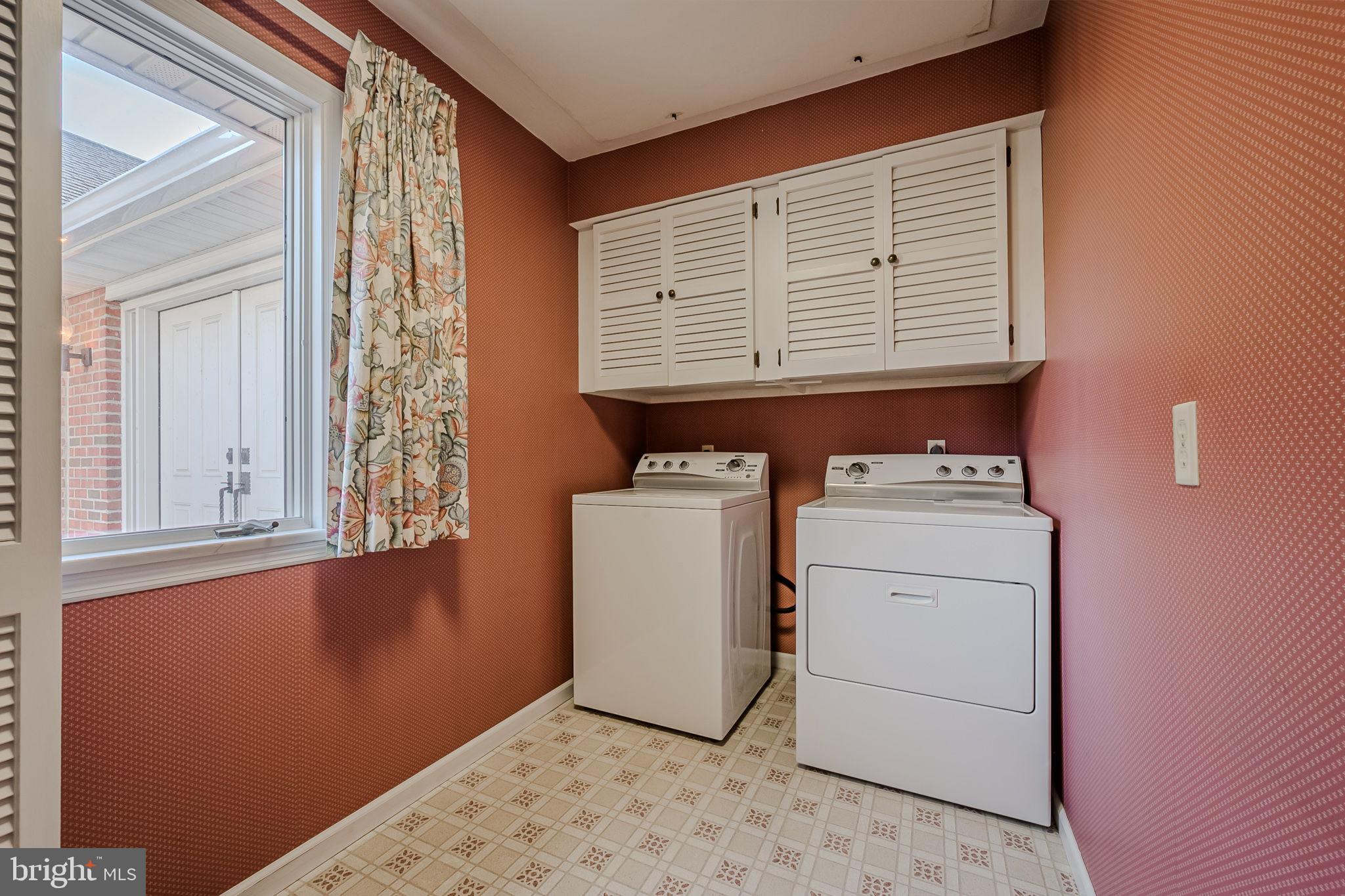 152 Middlecroft Rd